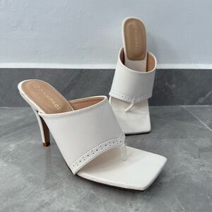 NWOT Women’s Rampage Frida Square Open Toe Mule Heel Thong Sandals Size 9